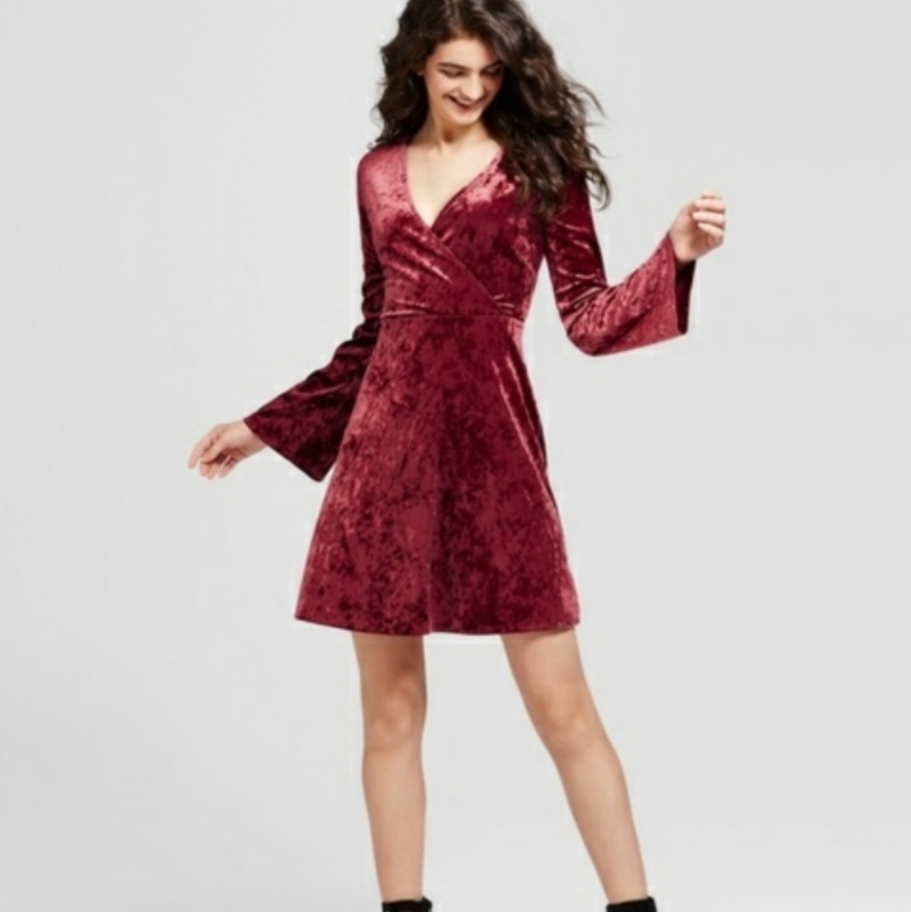 3/$20 Sale velvet dress